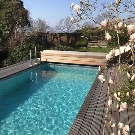 Rheinblick, Sport-pool Apartamento *